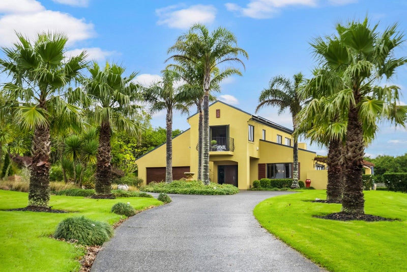 47 Broadwood Rise, Kumeu - Carousel 1