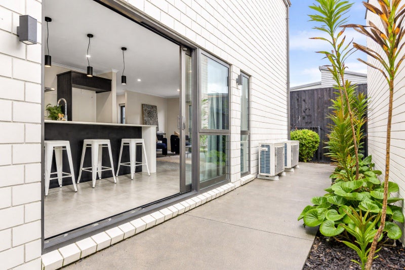 16 Cogar Terrace, Chartwell, Hamilton - Carousel 2