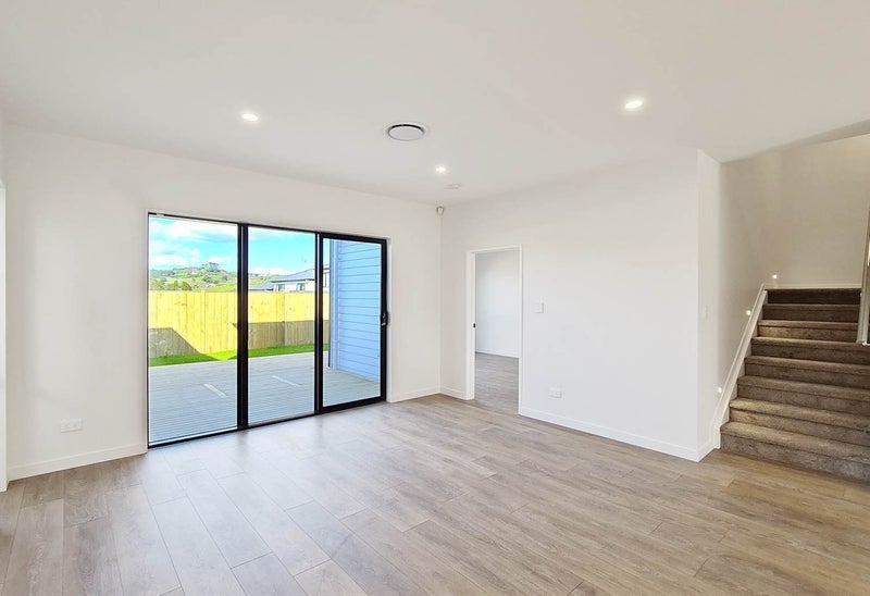 6 Ascent Street, Flat Bush, Manukau City, Auckland - Carousel 2