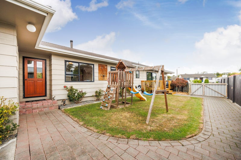 15 Mountfort Grove, Feilding, Feilding - Carousel 31
