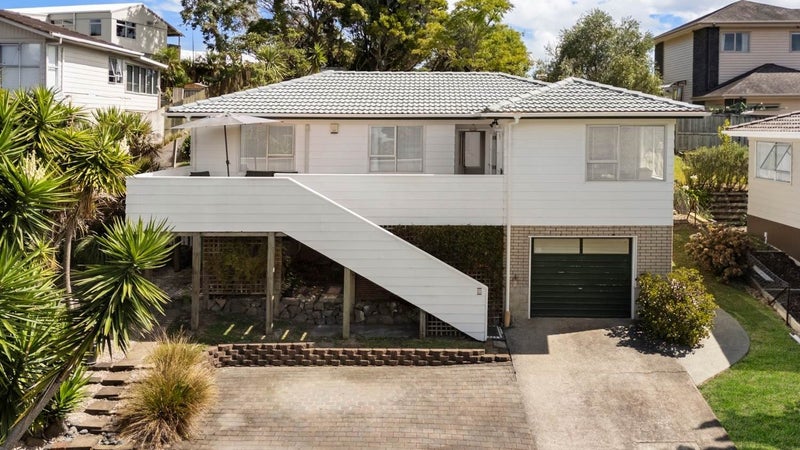 25 Athenic Avenue, Lynfield, Auckland - Carousel 1