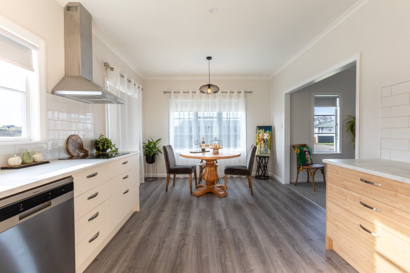 20 George Street, Dannevirke - Carousel 1