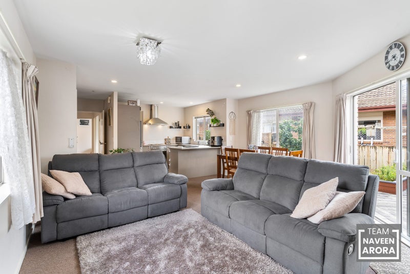 15B Youngs Road, Papakura, Papakura - Carousel 2