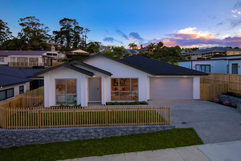 69 Symes Drive, Red Beach, Red Beach - Carousel 1