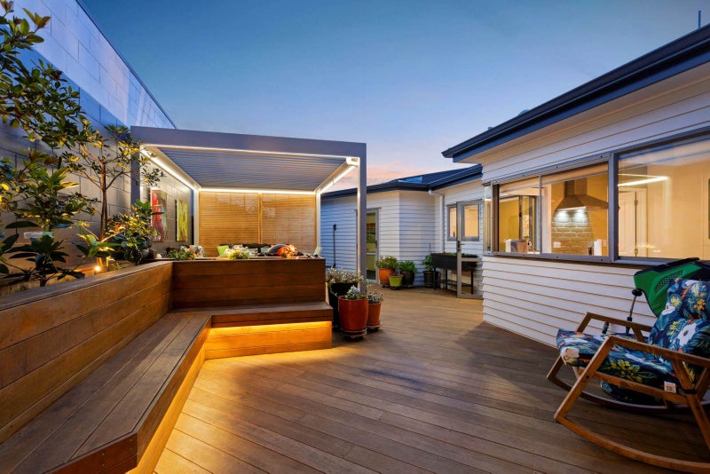 6 Rhone Avenue, Te Atatu Peninsula, Auckland - Carousel 2