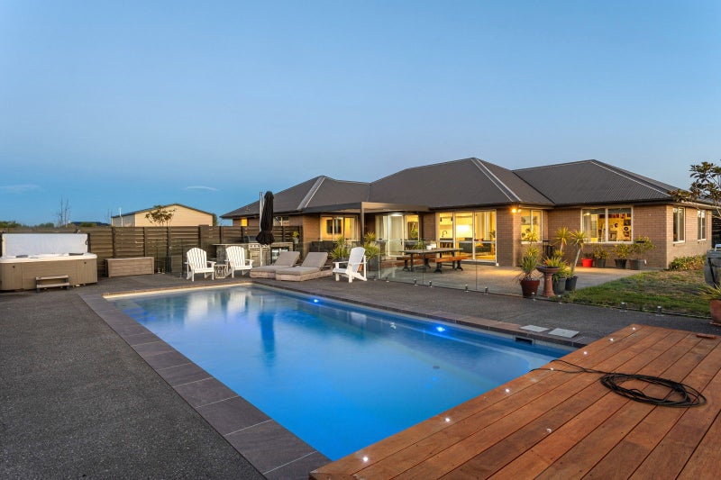 79 Mandeville Park Drive, Swannanoa, Kaiapoi - Carousel 1