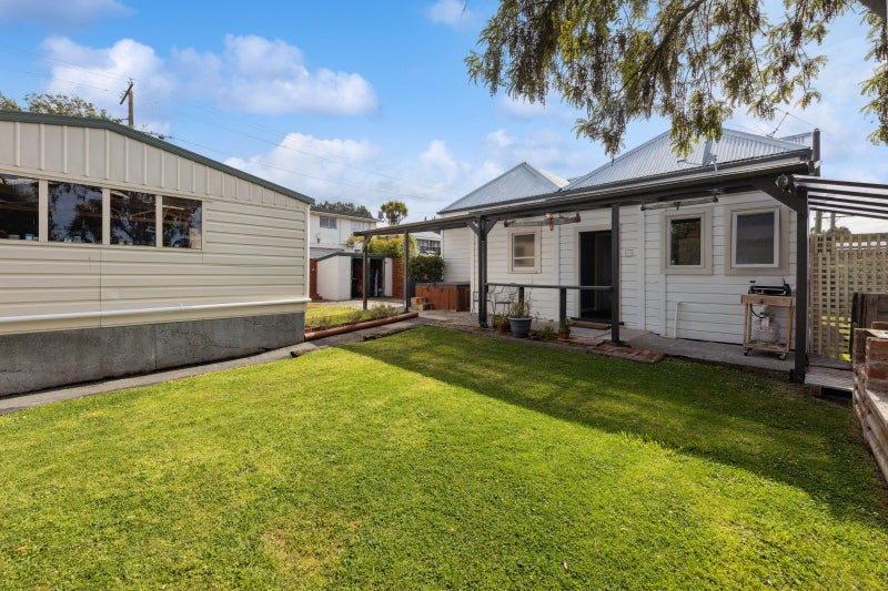 8 Exeter Street, Abbotsford, Dunedin - Carousel 2