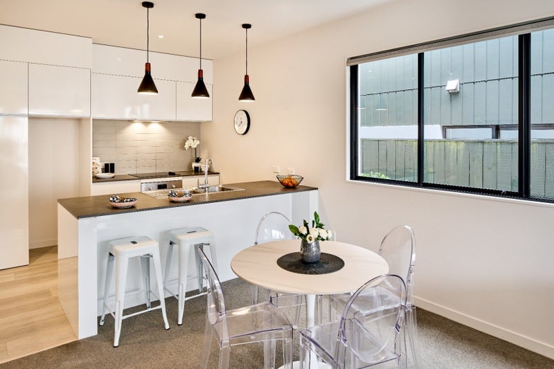 19/6 Oswald Crescent, Paparangi, Wellington, Wellington - Carousel 2