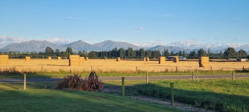 128 Julloch Road, Orari - Carousel 2