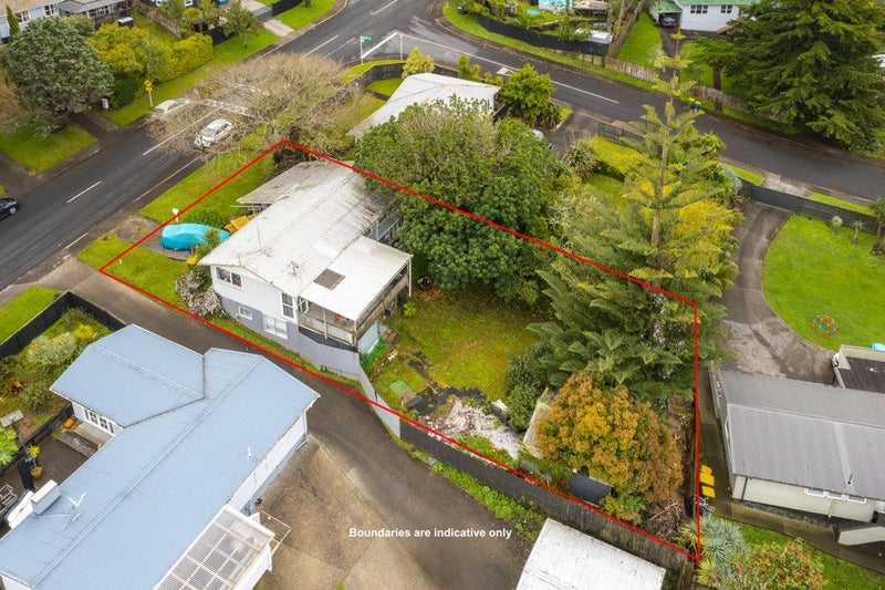 71 Lauderdale Road, Birkdale, Auckland - Carousel 2