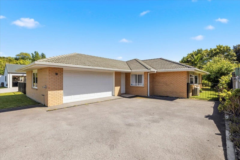 16 Eclipse Terrace, Welcome Bay, Tauranga - Carousel 15