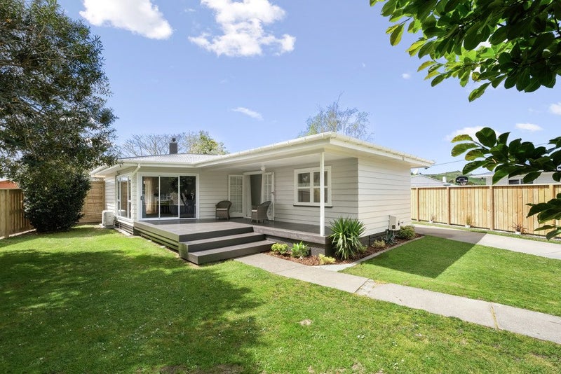 21 Turenne Street, Inner Kaiti, Gisborne - Carousel 1