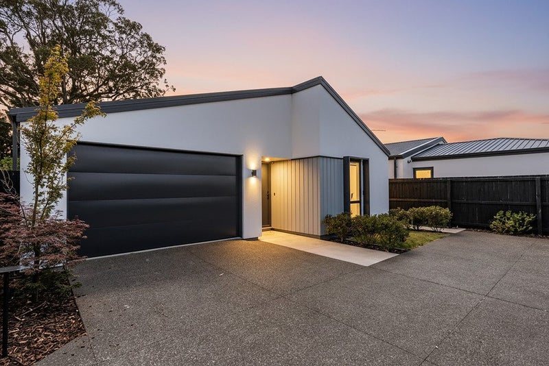 12 Horoeka Street, Avonhead, Christchurch - Carousel 21