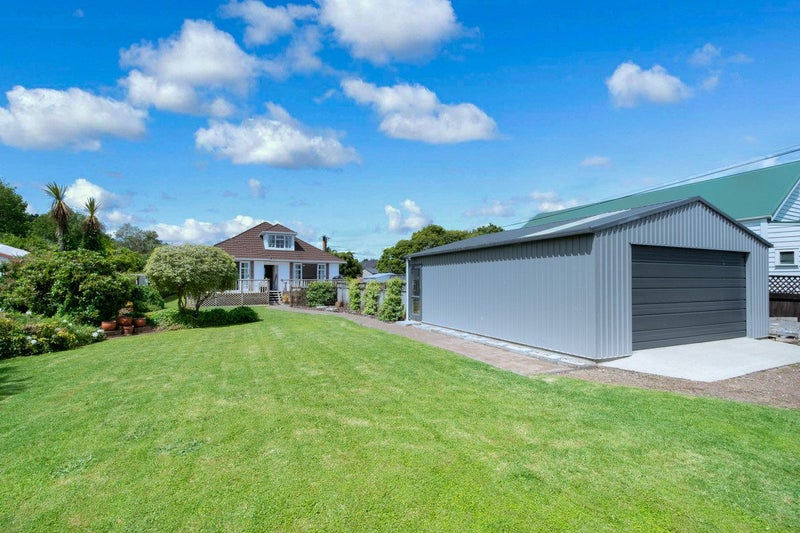 23 Taupaki Road, Henderson - Carousel 2