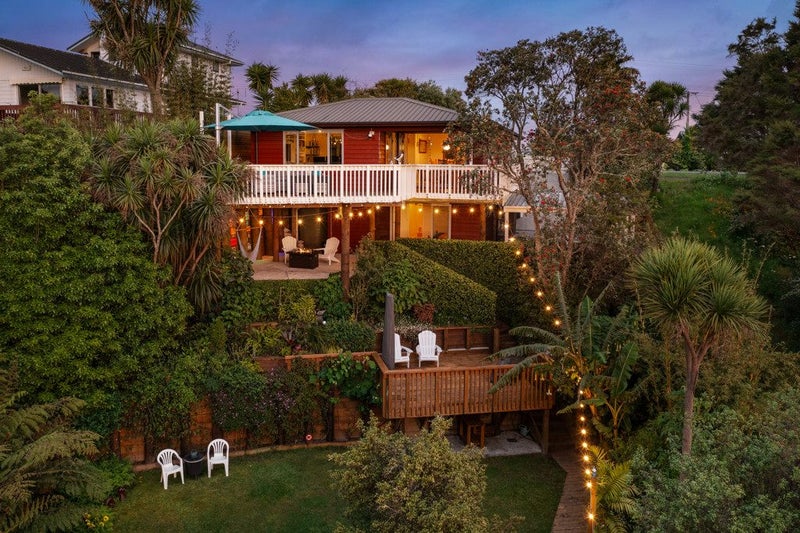 274 Glengarry Road, Glen Eden, Auckland - Carousel 1