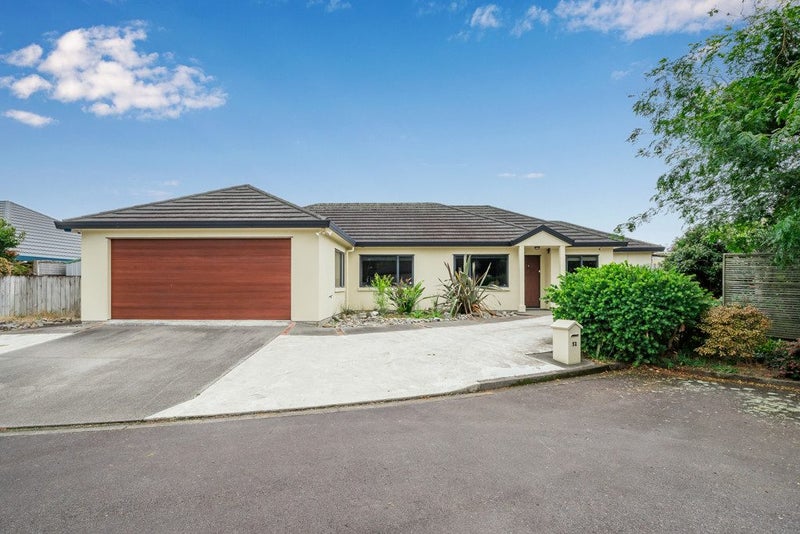 52 Realm Drive, Paraparaumu, Paraparaumu - Carousel 1