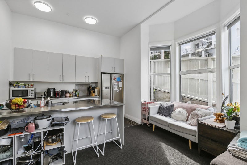 141 Abel Smith Street, Aro Valley, Wellington - Carousel 2