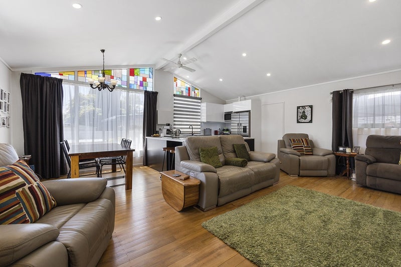 2 York Place, Matamata, Matamata - Carousel 1