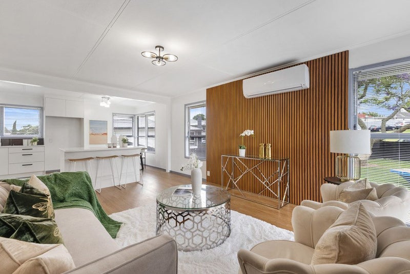 7 Leonard Place, Otara, Auckland - Carousel 2