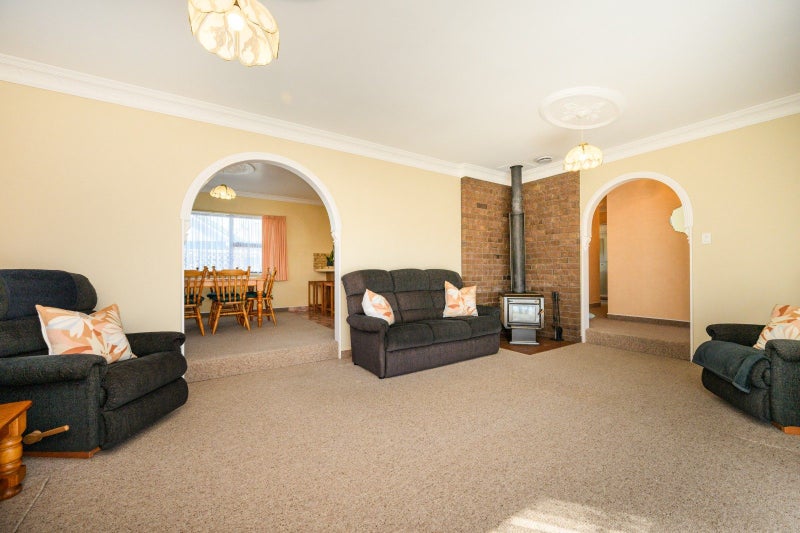 22 Virginia Crescent, Feilding, Feilding - Carousel 2