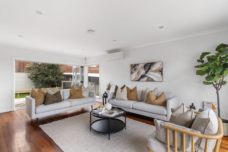 11A Divich Avenue, Te Atatu South, Waitakere City, Auckland - Carousel 2