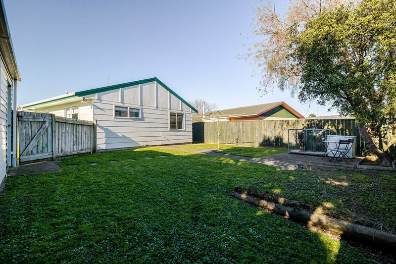 105 Hillcrest Drive, Kelvin Grove, Palmerston North - Carousel 27