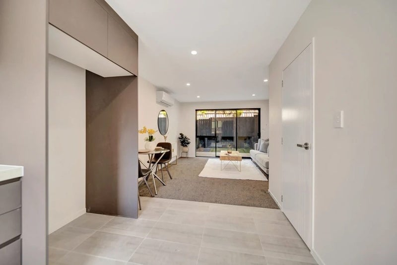 8/106 Triangle Road, Massey, Auckland - Carousel 2