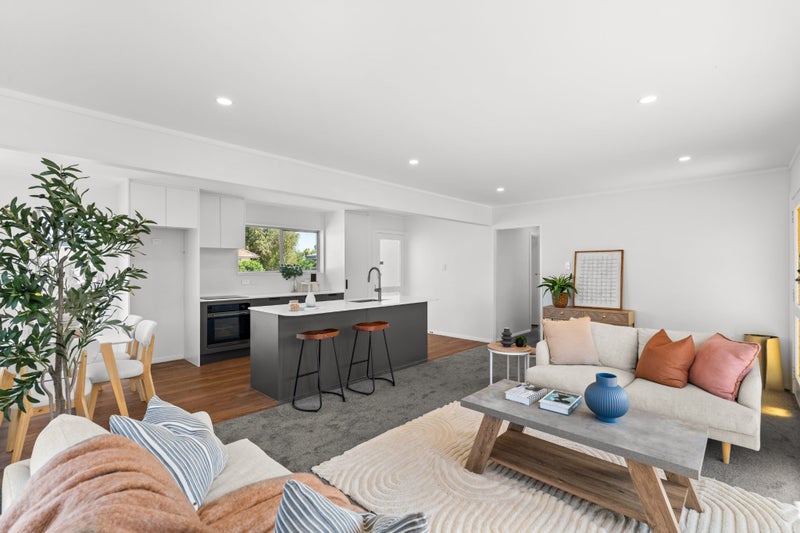 31 Denniston Crescent, Redwood, Christchurch City, Canterbury - Carousel 1