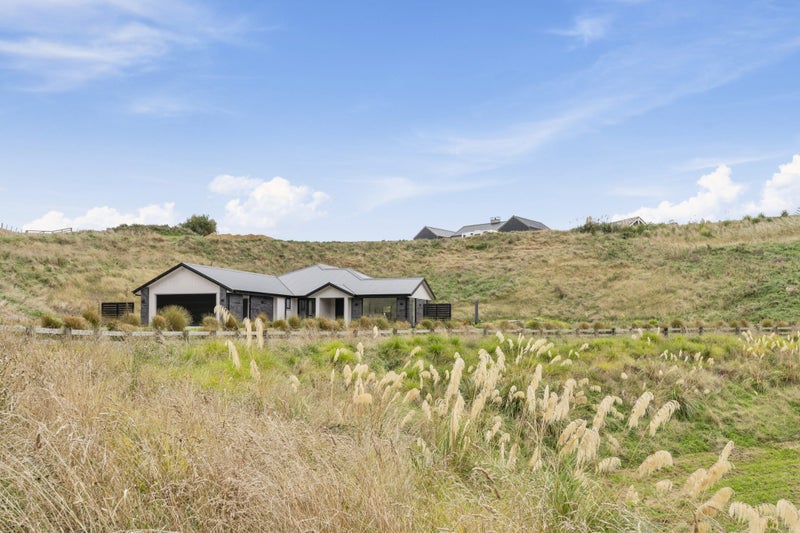 1 Jojos Way, Lynmore, Rotorua - Carousel 2