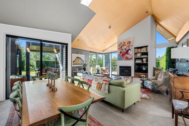 12 Campbell Drive, Martinborough, Martinborough - Carousel 2