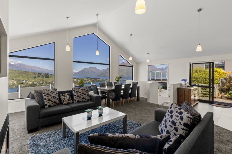 24 Stone Ridge Place, Queenstown, Queenstown - Carousel 2
