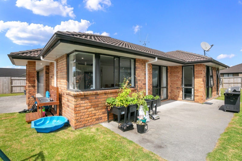 22 Preston Drive, Katikati, Katikati - Carousel 1