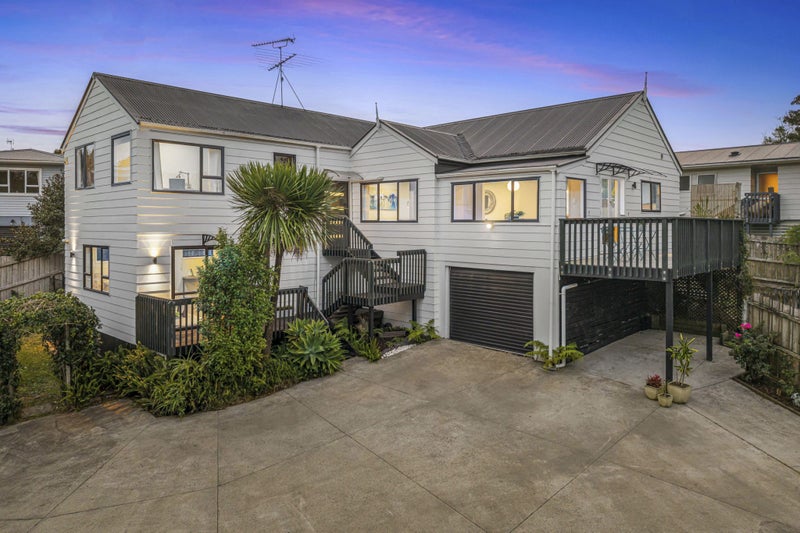 14 Packham Place, Beach Haven, Auckland - Carousel 1