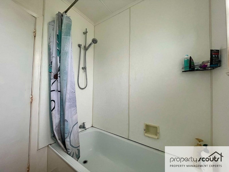 9 Karaka Street, Merrilands, New Plymouth - Carousel 14