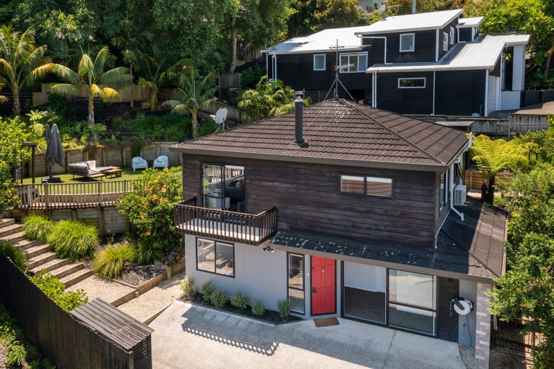 1/59 Topliss Drive, Northcross, Auckland - Carousel 1