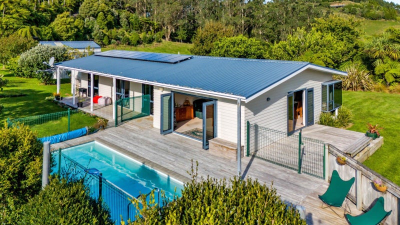 529 Frankley Road, Hurworth, New Plymouth - Carousel 2