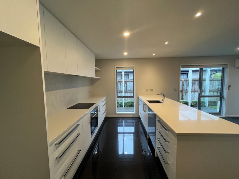 144 The Runway, Wigram, Christchurch - Carousel 2