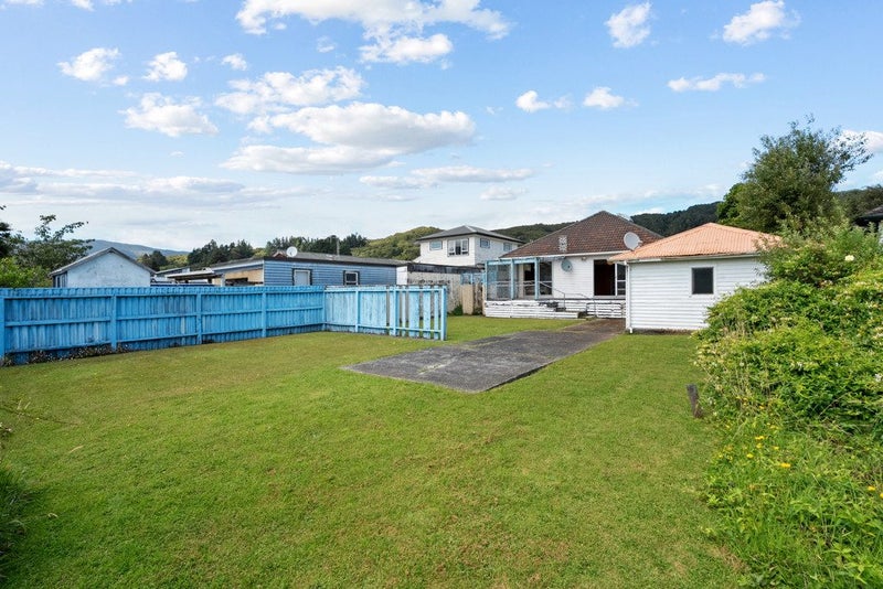 70 Fraser Street, Wainuiomata, Lower Hutt - Carousel 2