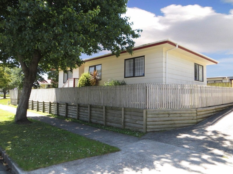 93A Kaimanawa Street, Kelvin Grove, Palmerston North - Carousel 1