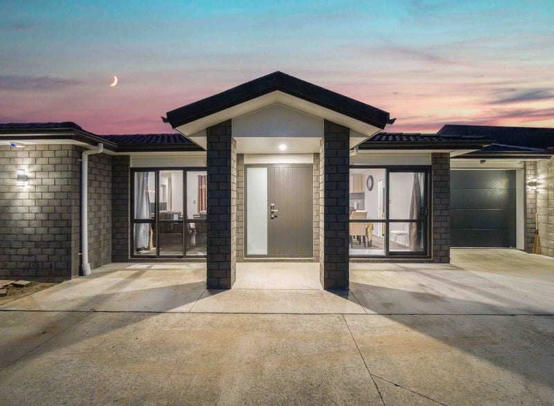 8A Martin Road, Manurewa, Auckland - Carousel 1