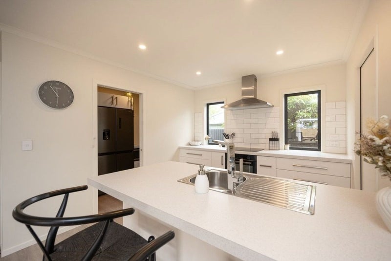 2 Market Street, Lansdowne, Masterton - Carousel 2