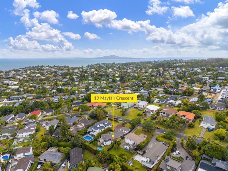 19 Mayfair Crescent, Mairangi Bay, Auckland - Carousel 22