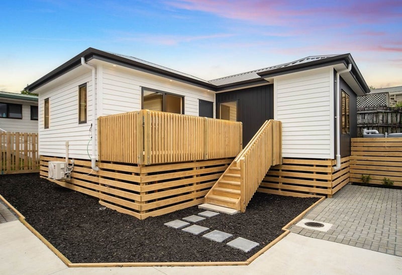 20B Subritzky Avenue, Mount Roskill, Auckland - Carousel 1