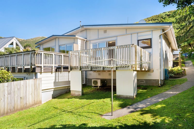 14B Ngarimu Grove, Ngaio, Wellington - Carousel 1