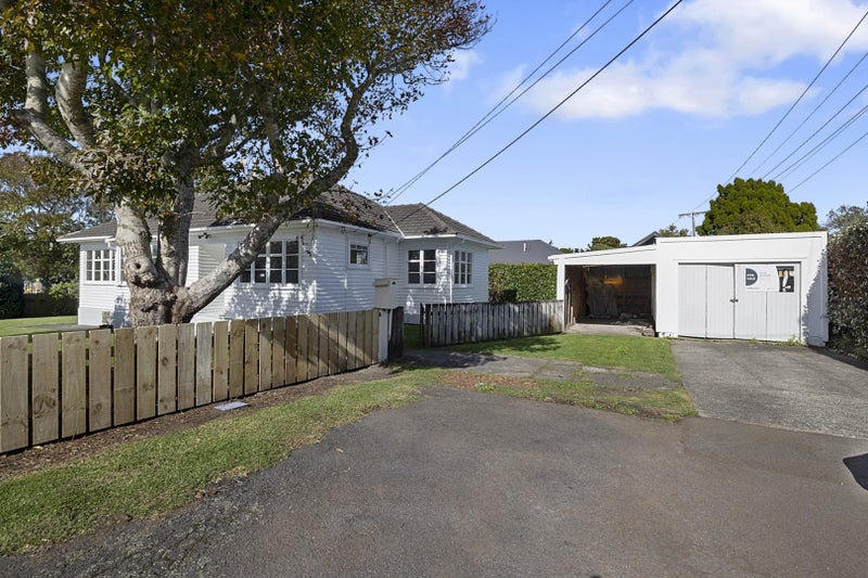 9d Paynters Avenue, Strandon, New Plymouth, Taranaki - Carousel 13