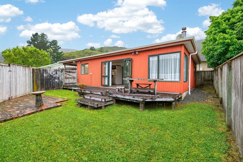 32A Hay Street, Naenae, Lower Hutt - Carousel 2