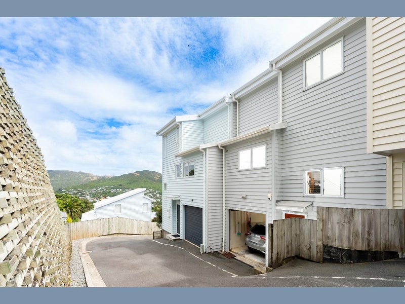 5/143 Cockayne Road, Khandallah, Wellington - Carousel 2