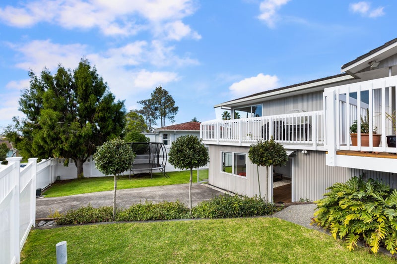 4 Willow Way, Sunnyhills, Auckland - Carousel 2