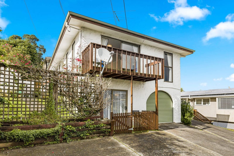 1/12 Glenvar Road, Torbay, Auckland - Carousel 1