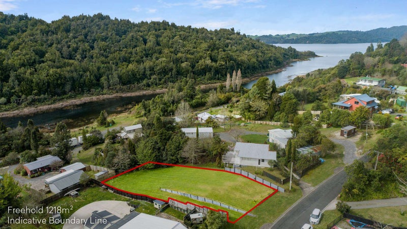 31 Oxford Road, Lake Rotoma, Rotorua - Carousel 1